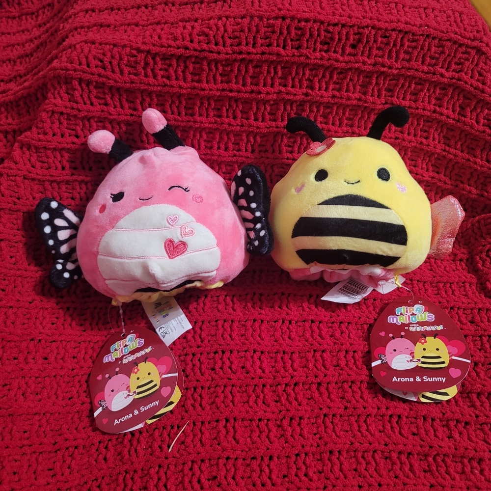 Sunny  bee & Arona butterfly squishmellow flip mello